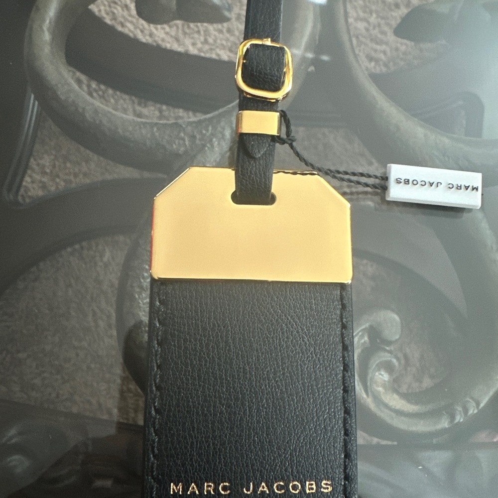 Marc Jacobs New York ❤️ Black Leather Replacement Handbag Hanger Dangler.
~NEW - Picture 7 of 7